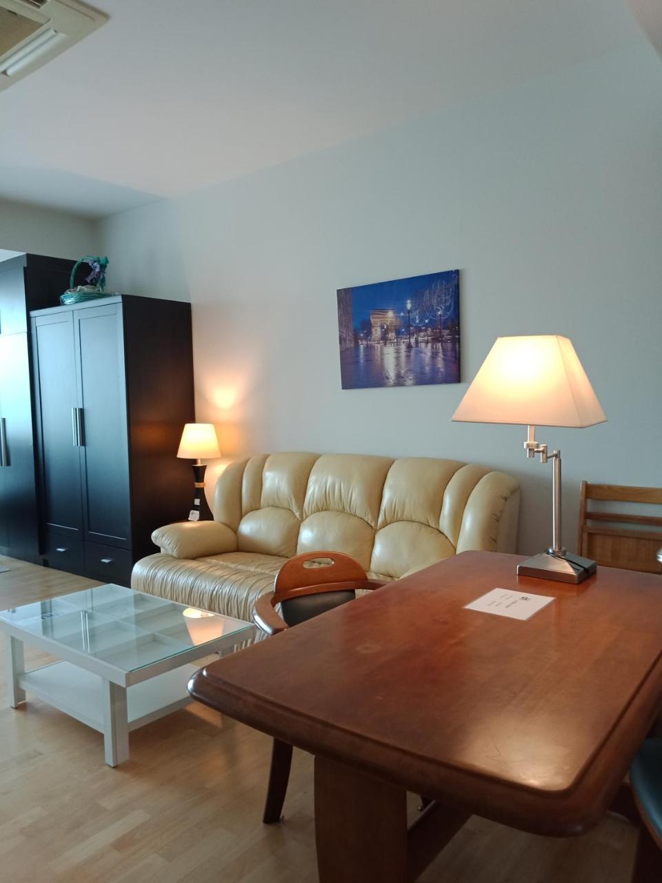 Baan Sathorn Riverfront Apartment Bangkok