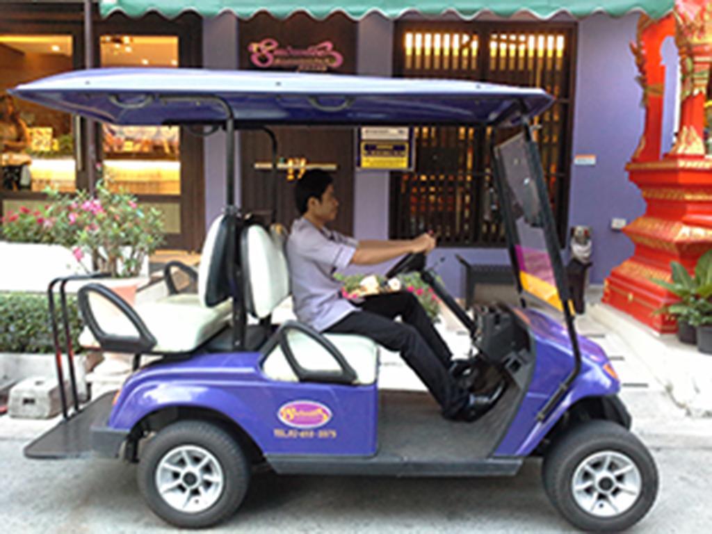 Sawasdee @ Sukhumvit Soi 8 Hotel Bangkok