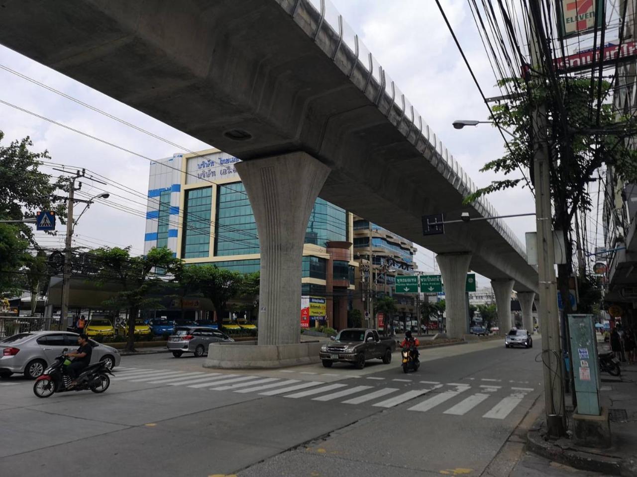 Thana Place Charunsanitwong 34 * Bangkok