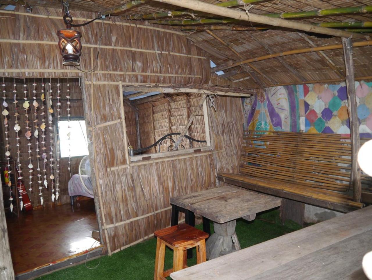 Guest house New Phiman Riverview