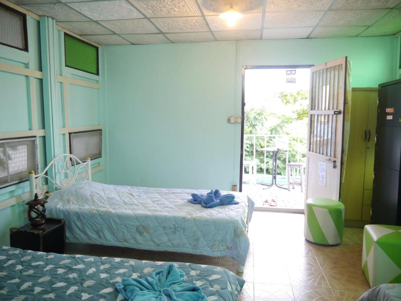 New Phiman Riverview Guest house