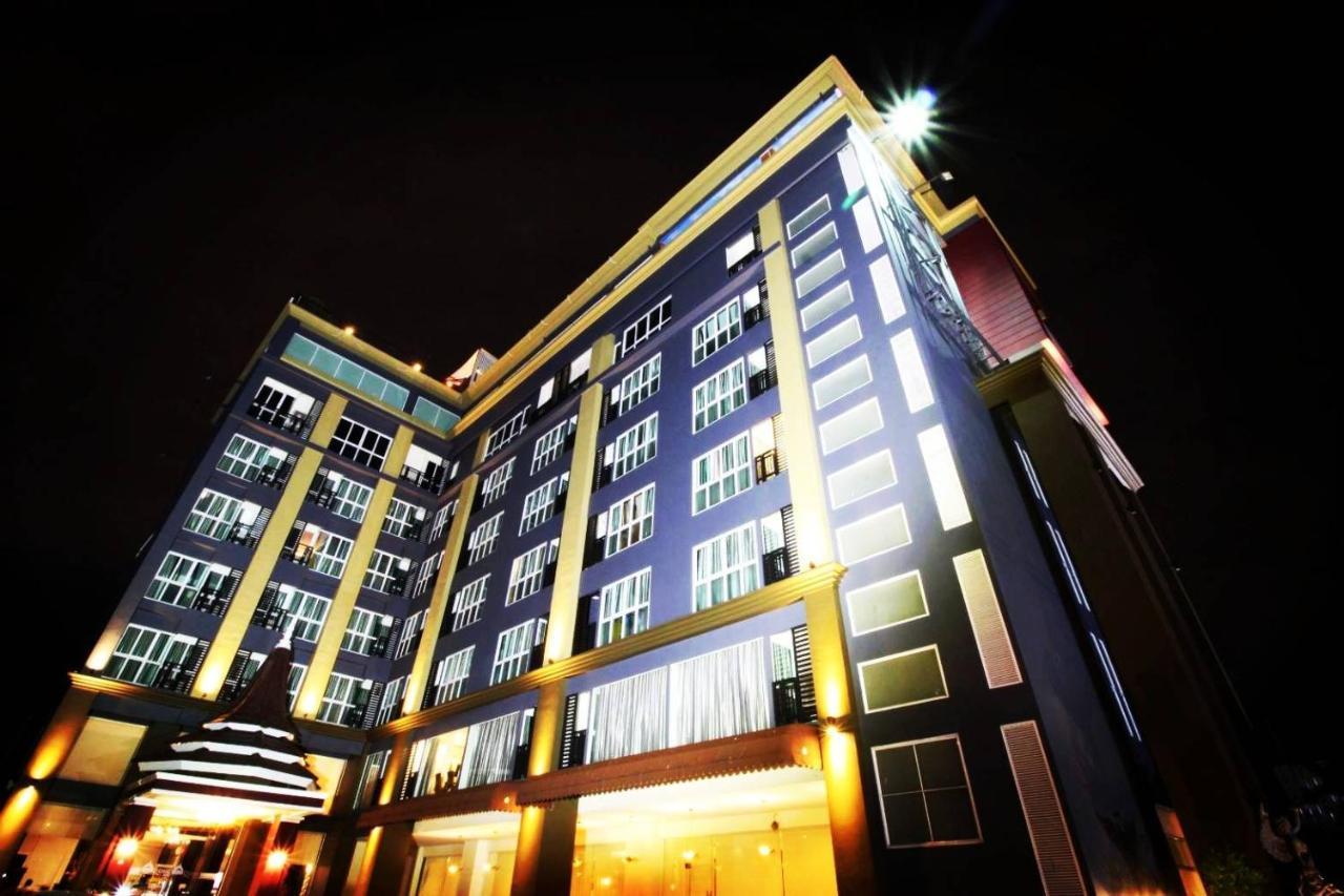Hotel Sky Dome Resotel - โรงแรมสกายโดม รีโซเทล Banguecoque