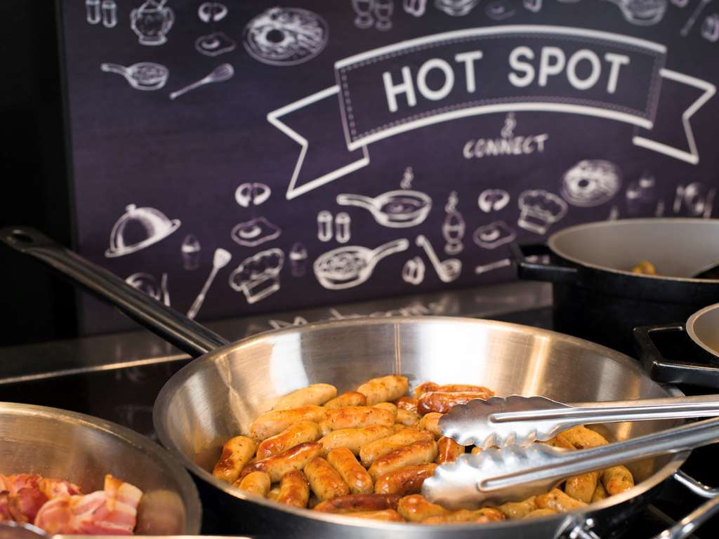 Novotel Sukhumvit 4 - Sha Extra Hotel
