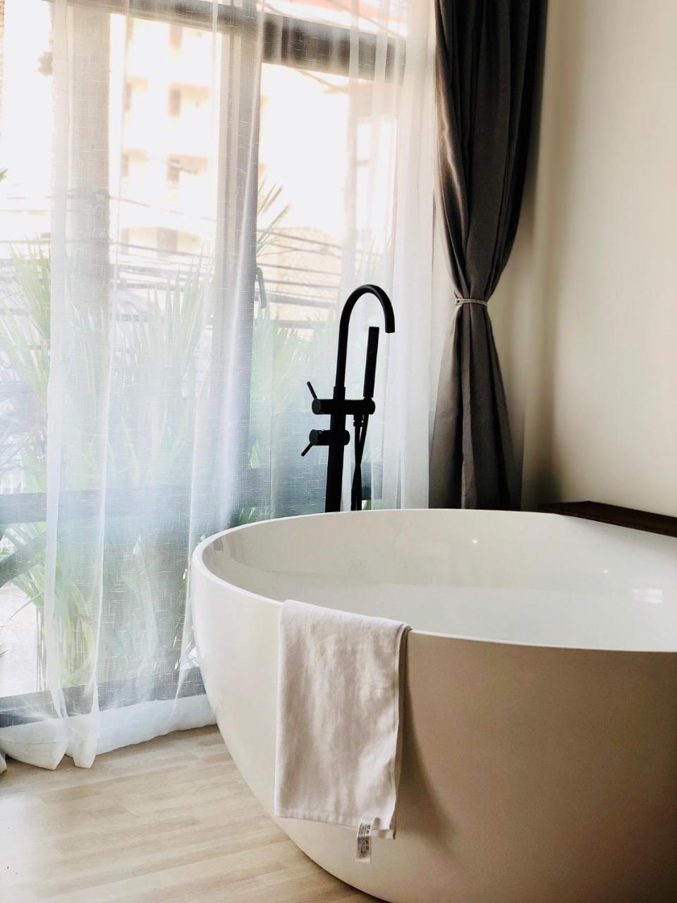 Hotel Yolo Boutique Bangkok