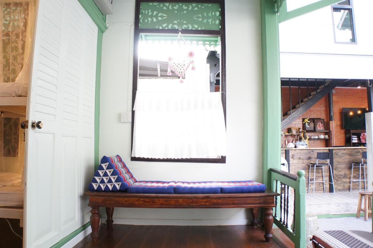 Teak House Guest house Bangkok