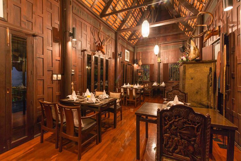 The Rose Residence, Hotel