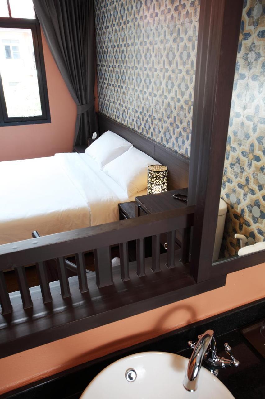 Inn Rambuttri Village Plaza 3*