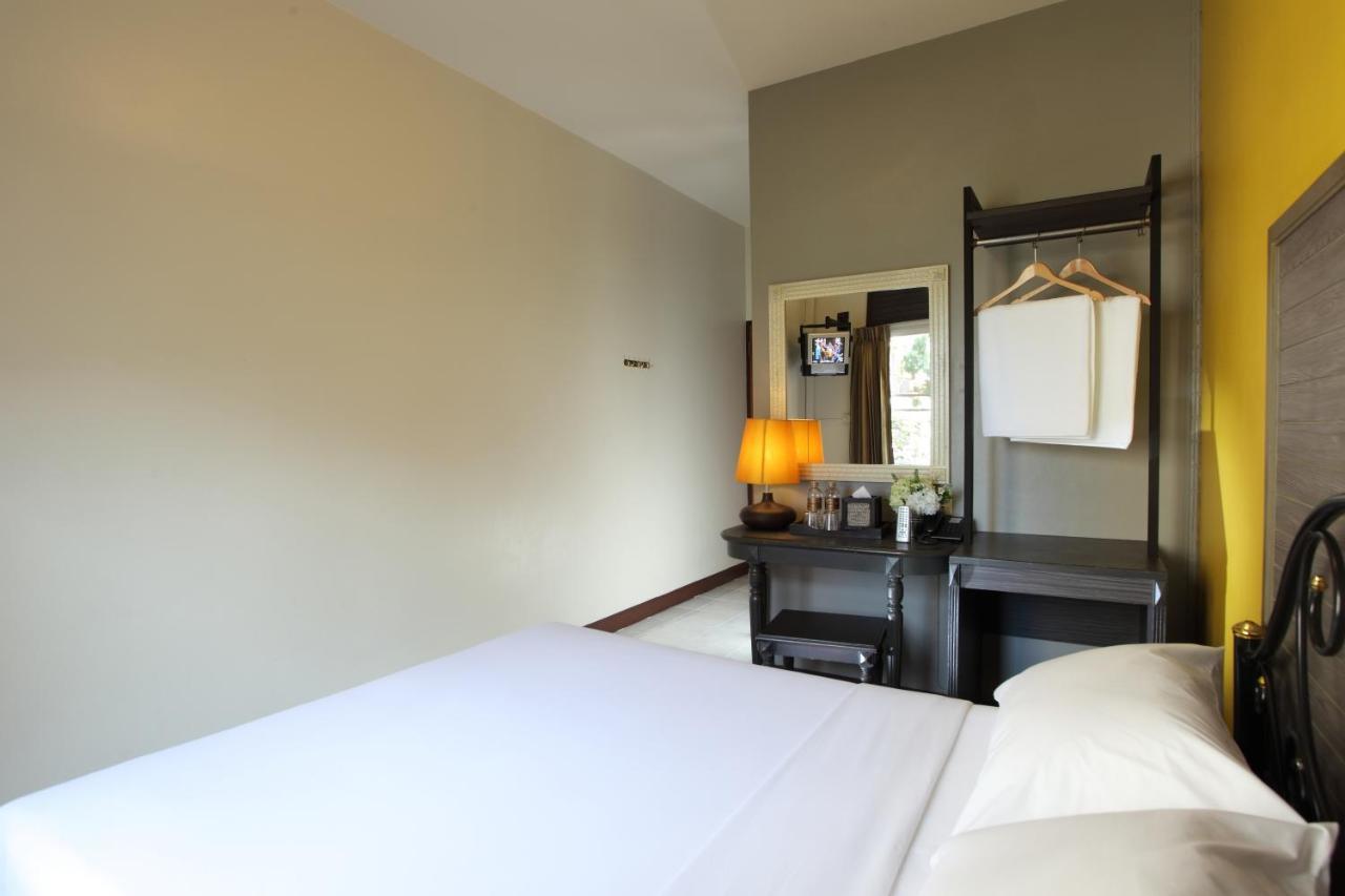 Inn Rambuttri Village Plaza 3*