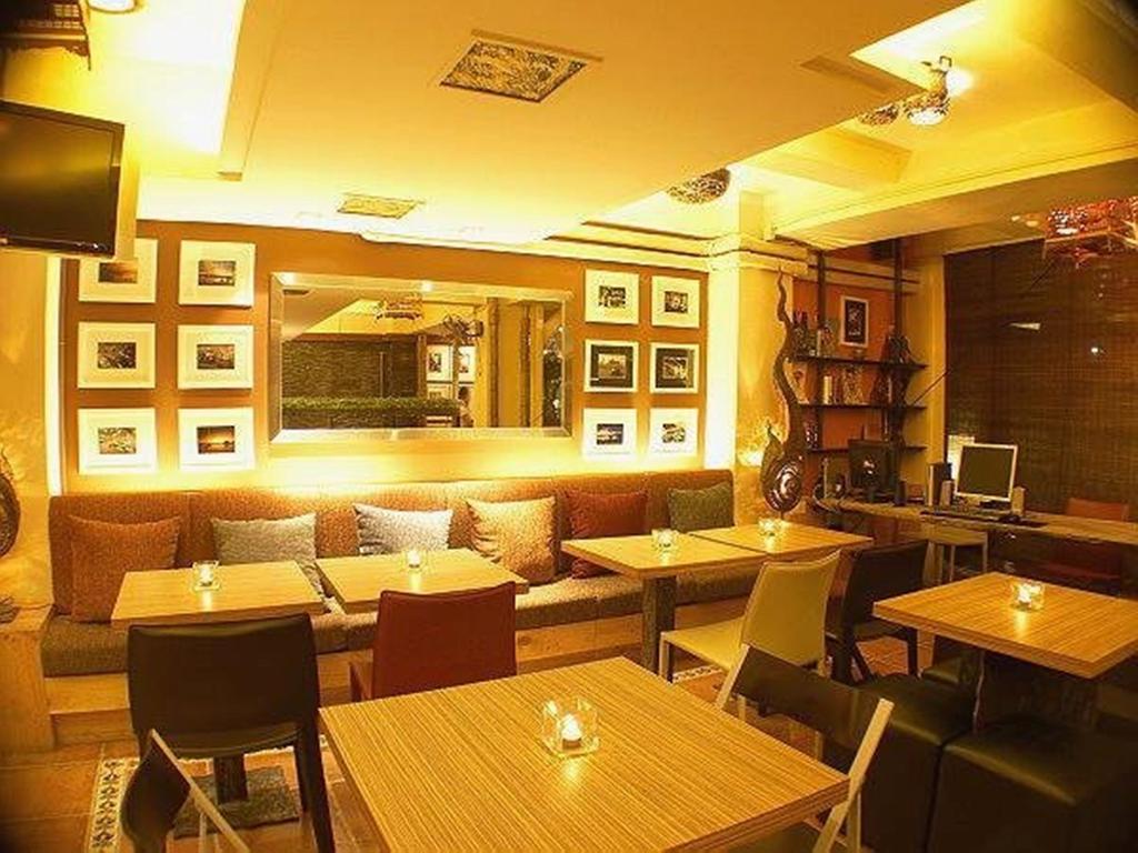Collection O Diamond House Khaosan 3*