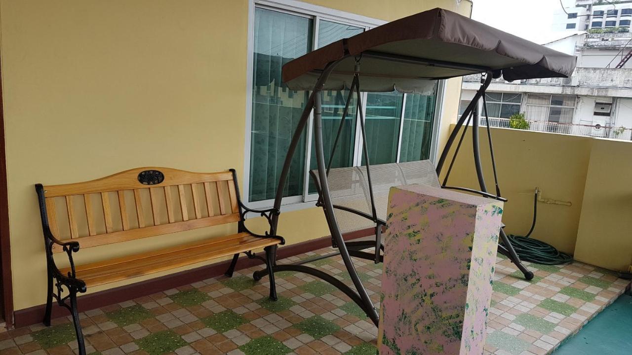 Samsen Sam Place * Bangkok