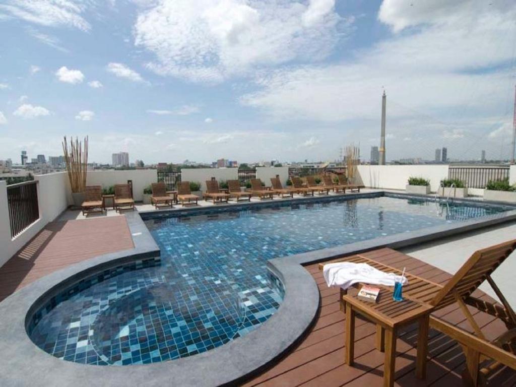 Resort Navalai River Bangkok