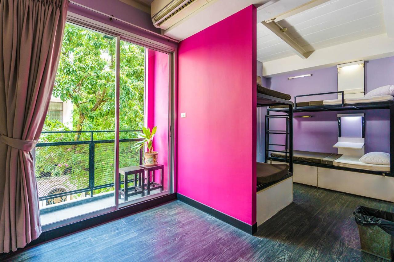 Albergue Cheqinn - Sukhumvit 4 Nana Plaza Banguecoque