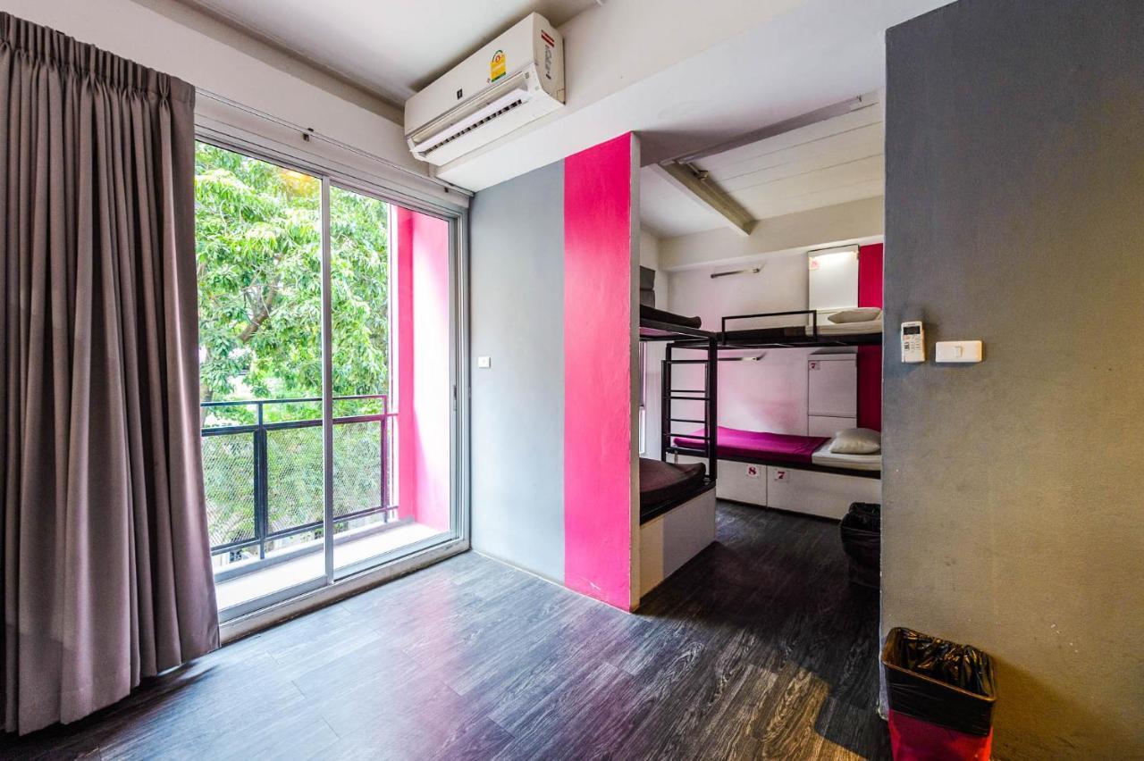 Albergue Cheqinn - Sukhumvit 4 Nana Plaza *