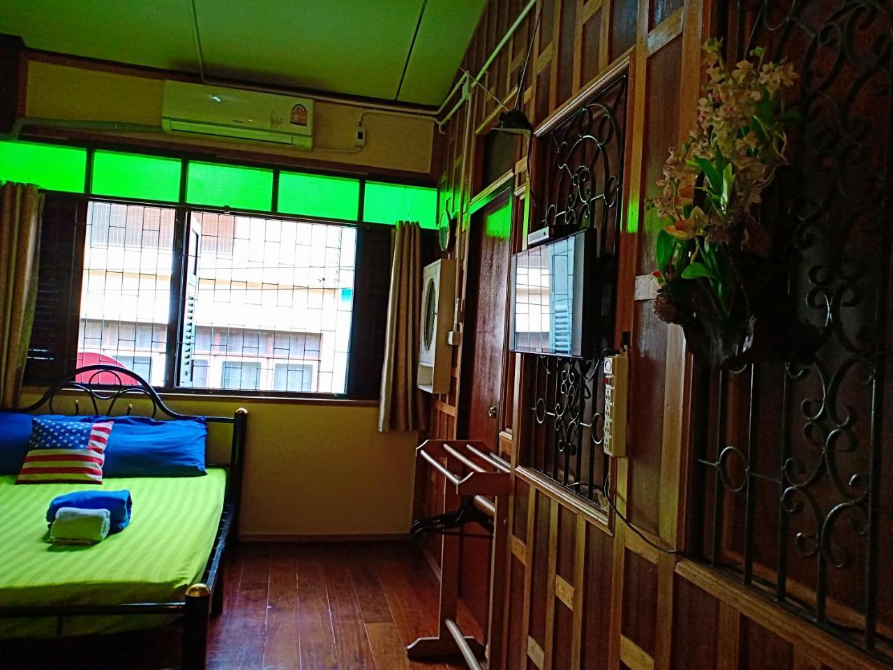 Santo House Bangkok