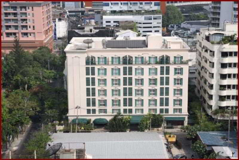 At 21 Saladaeng Aparthotel Bangkok