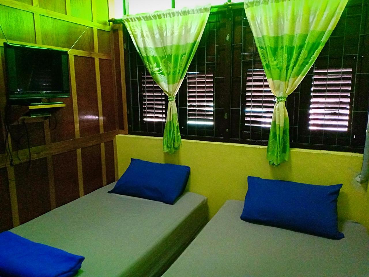 Santo House