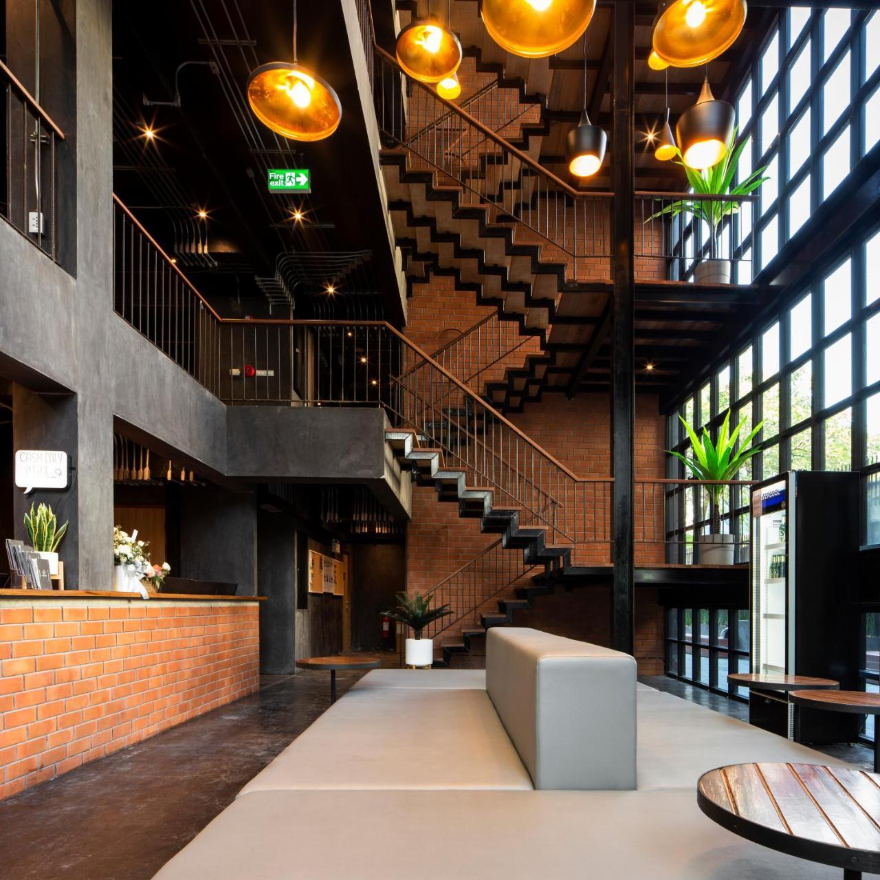 Bed Station Khaosan Hostel Bangkok