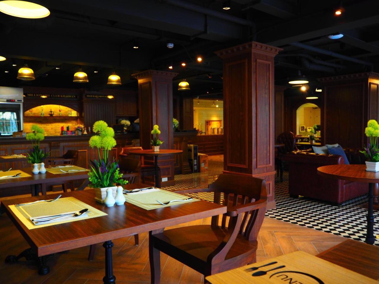 De Khaosan By Chillax Hotel