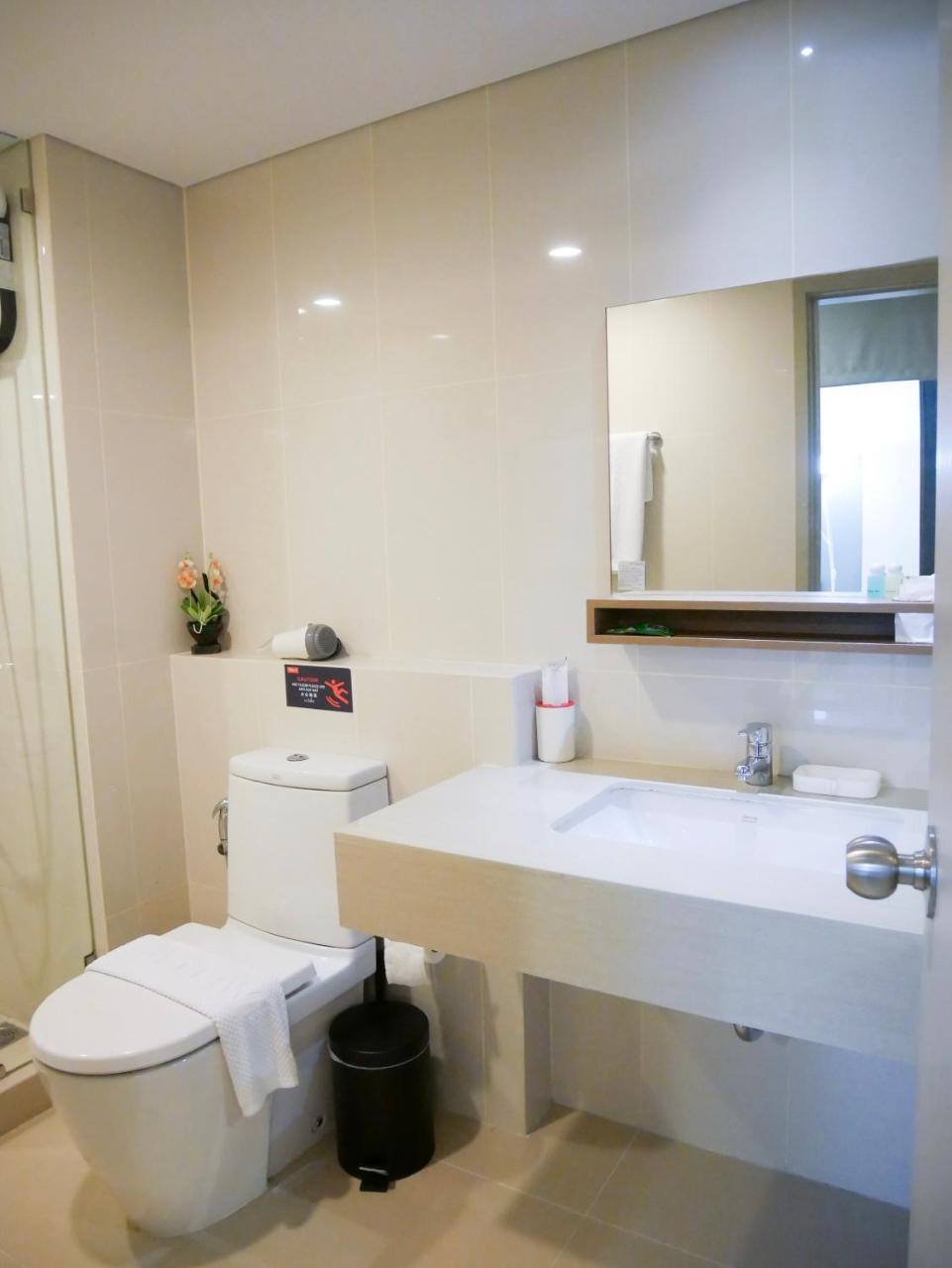 Apartment Locals Sathorn Siamese Nang Linchee Bangkok