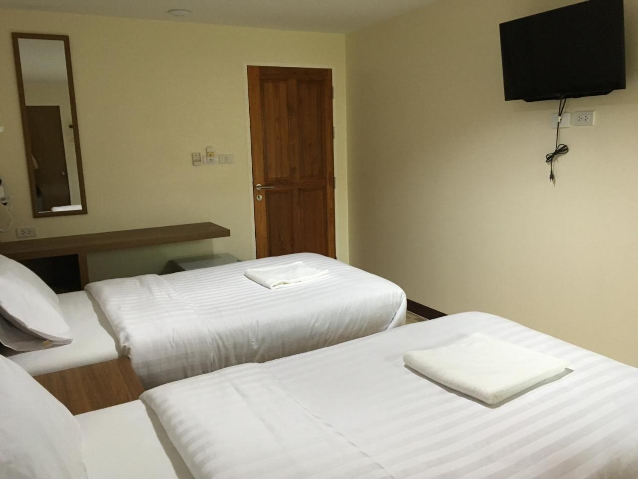 Hostel Baan Wanchart Bangkok