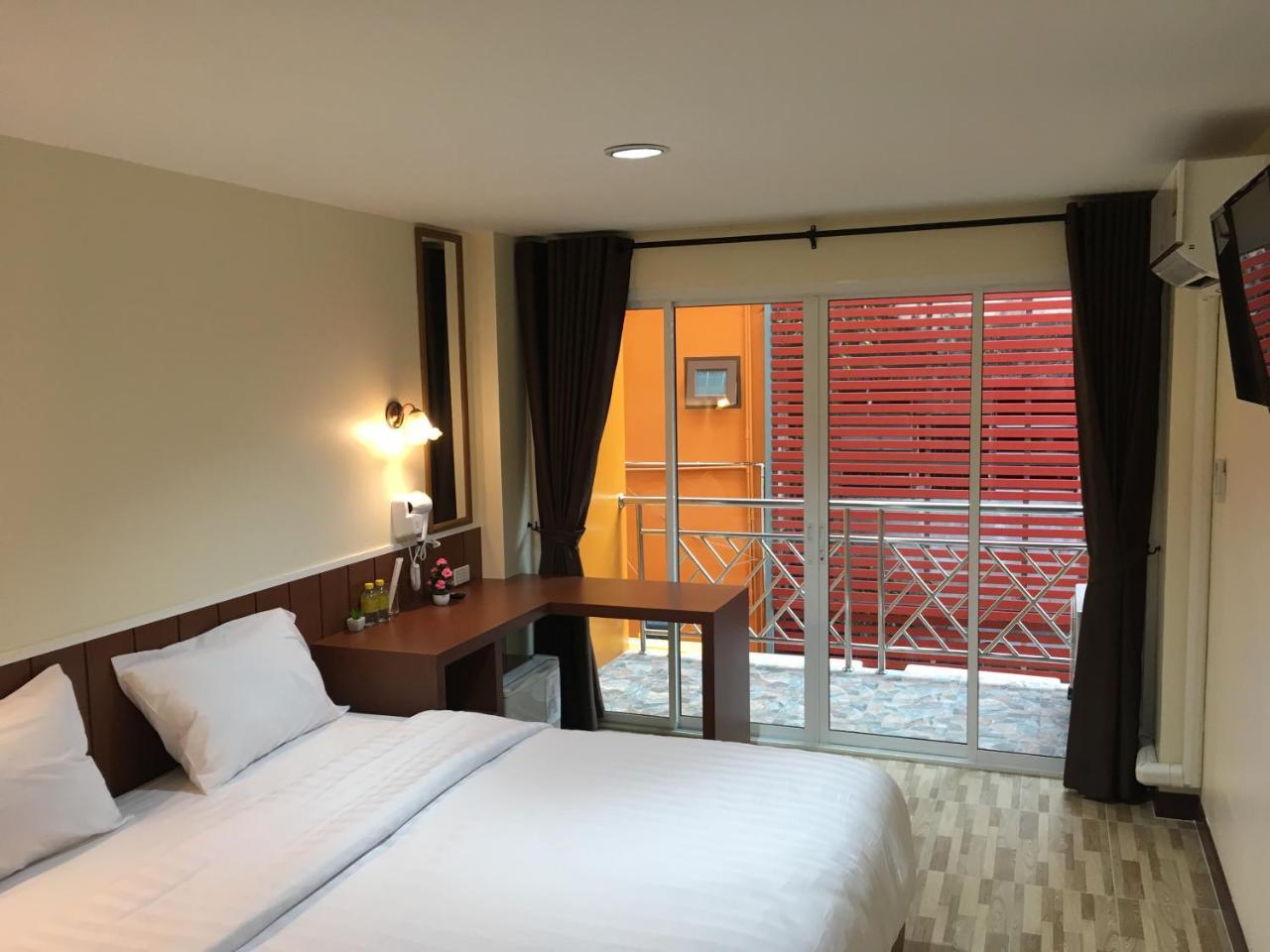 Baan Wanchart * Bangkok