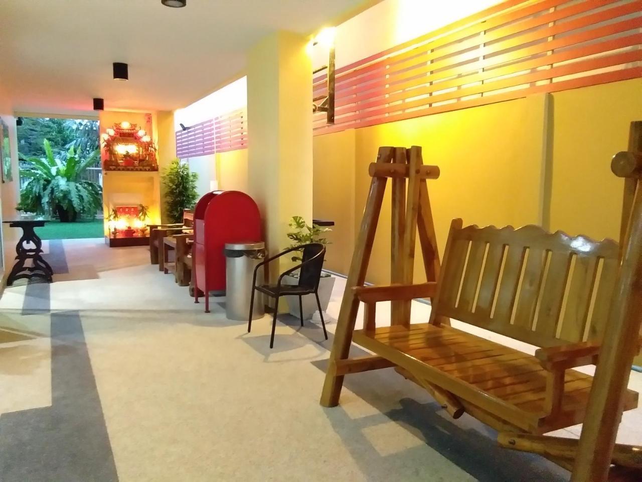 Hostel Baan Wanchart Bangkok