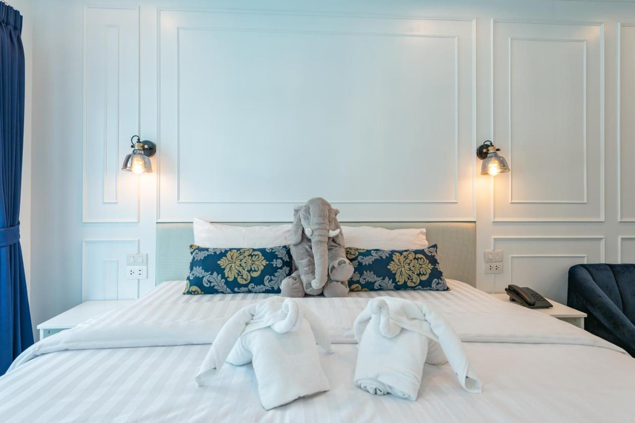White Ivory Hotel 3*