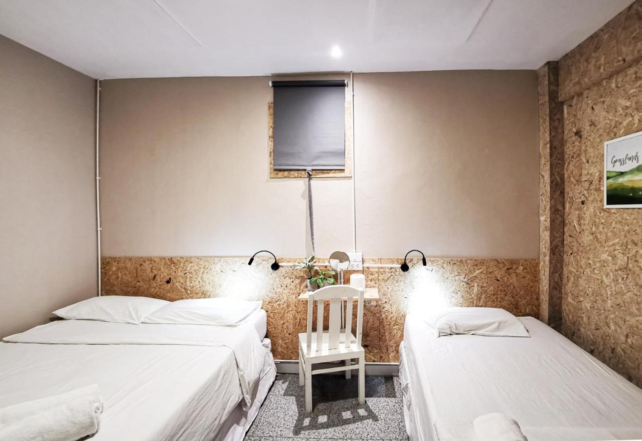 Foresttel.bkk Hostel *
