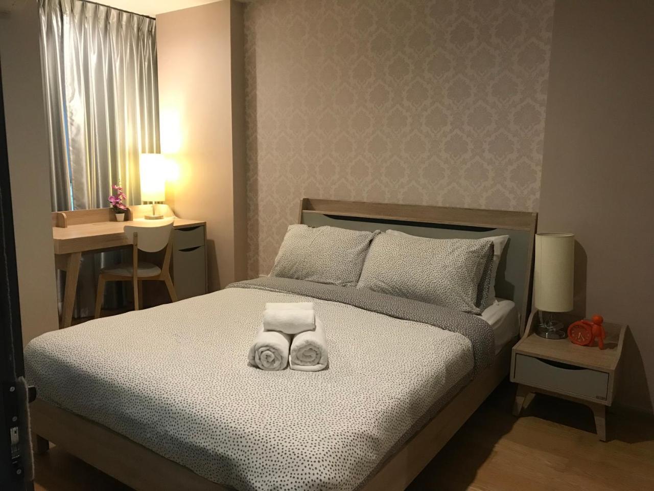 Apartment Hue Sukhumvit Phra Khanong Bangkok