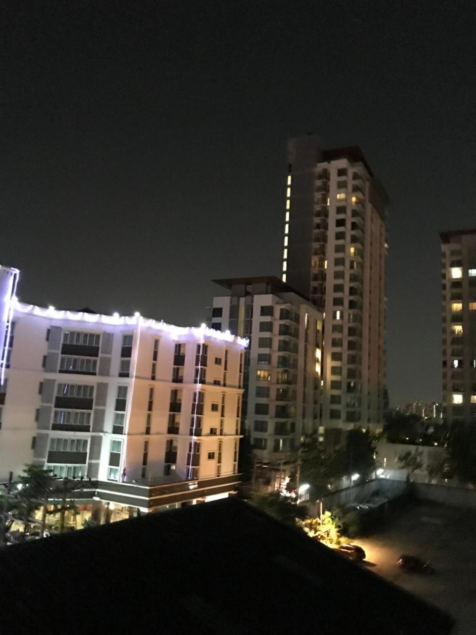 Hue Sukhumvit Phra Khanong Apartment