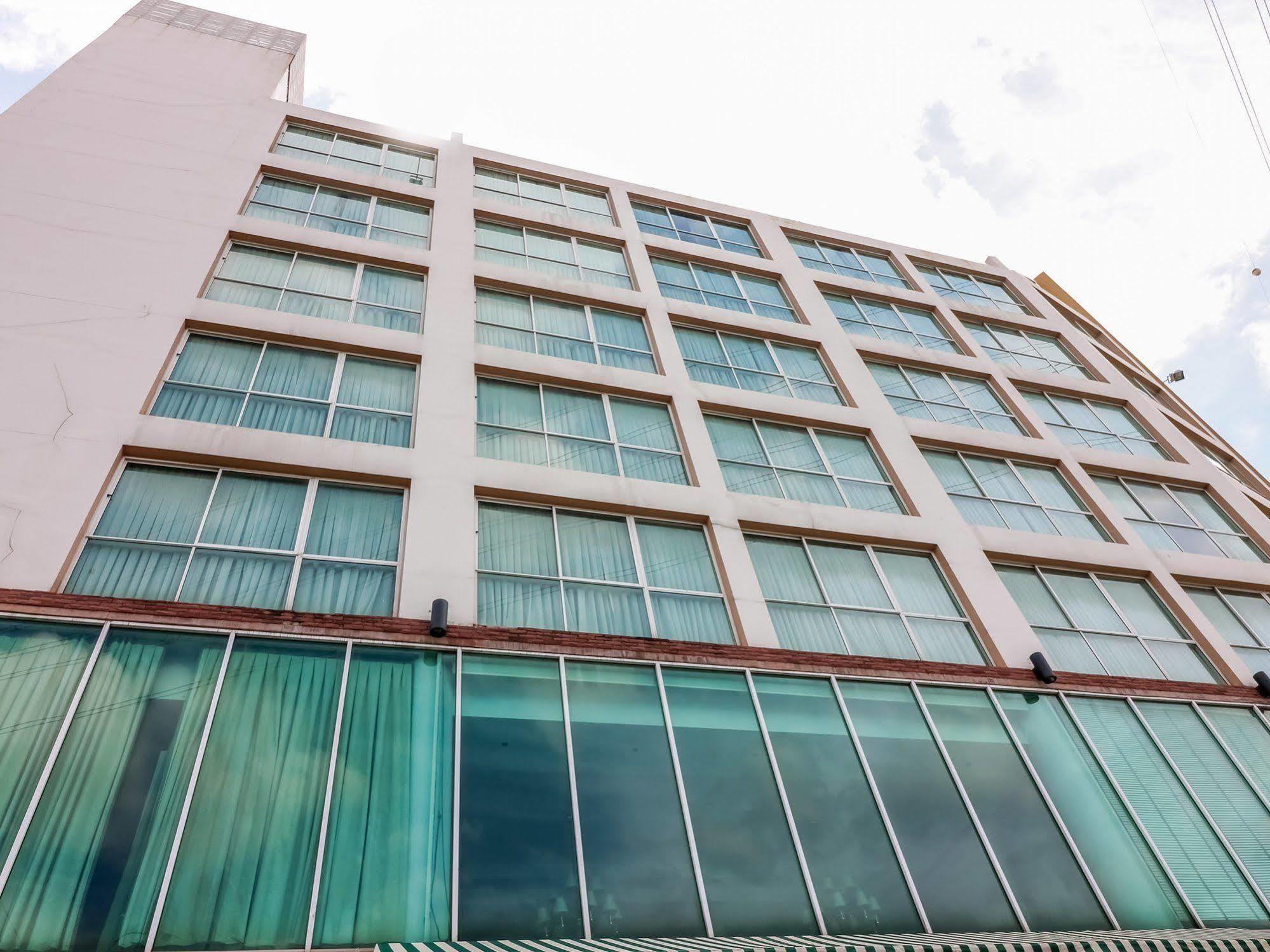 Hotel Lantana 3*