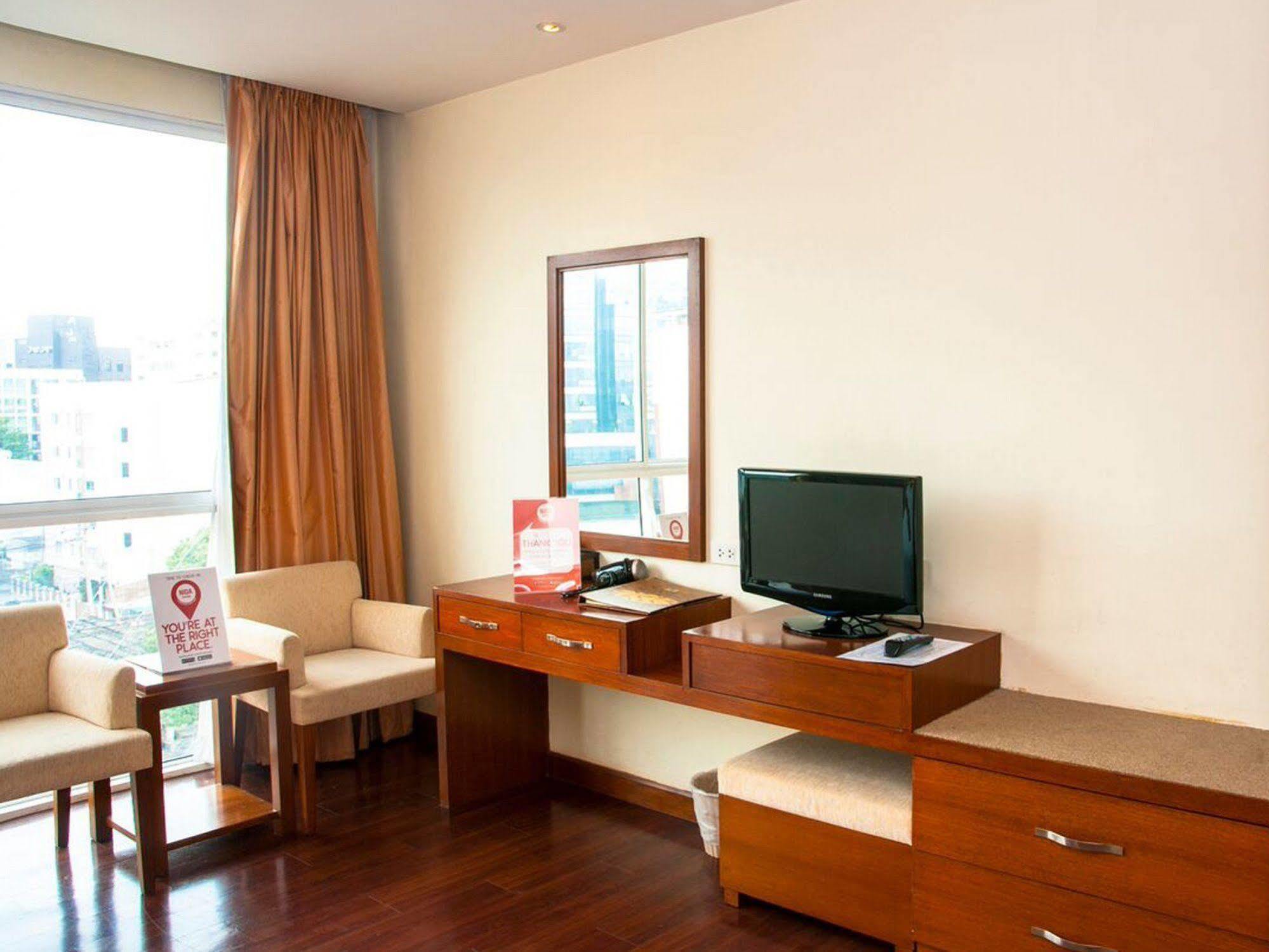 Lantana Hotel 3*