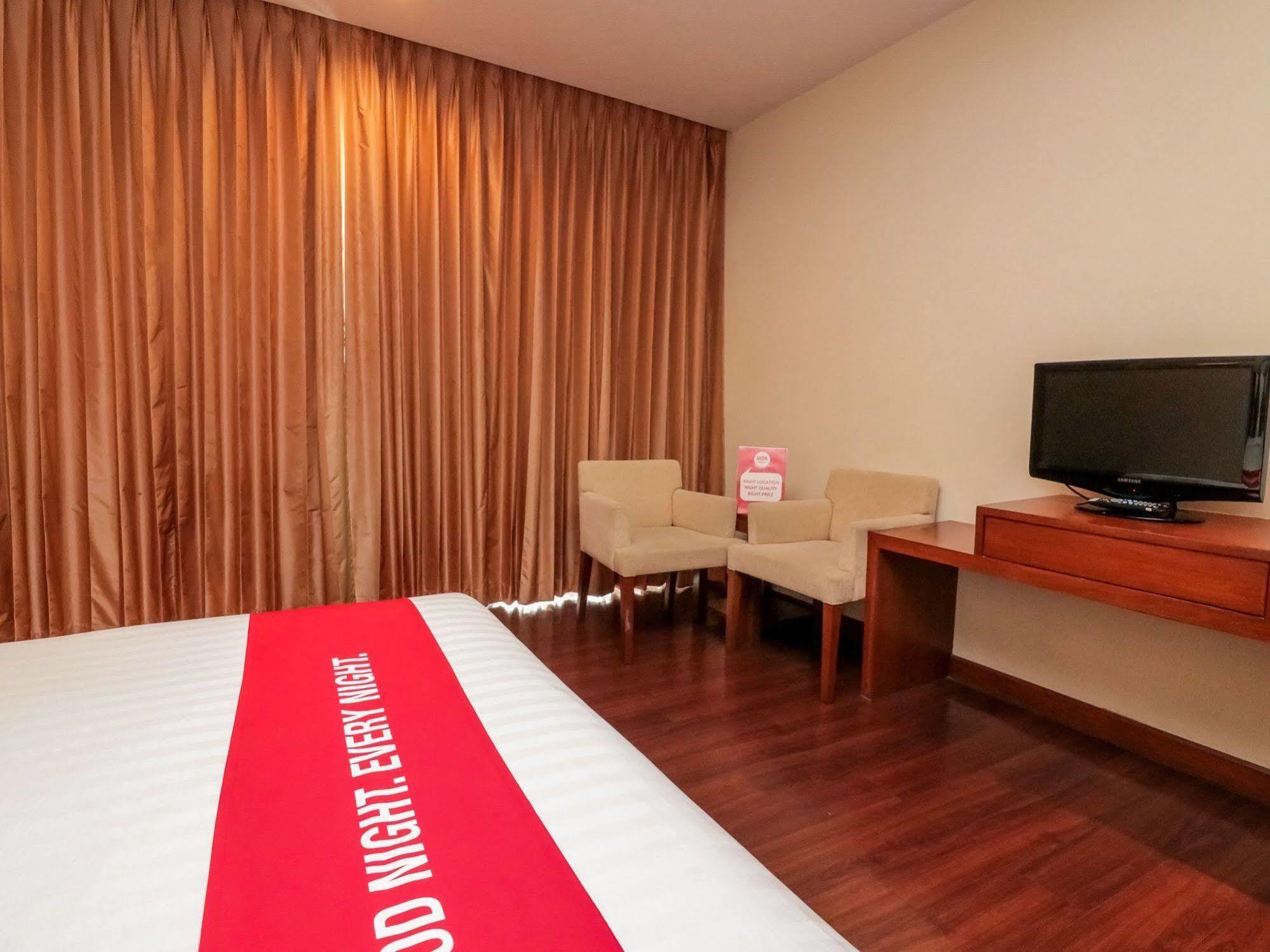 Lantana Hotel 3*