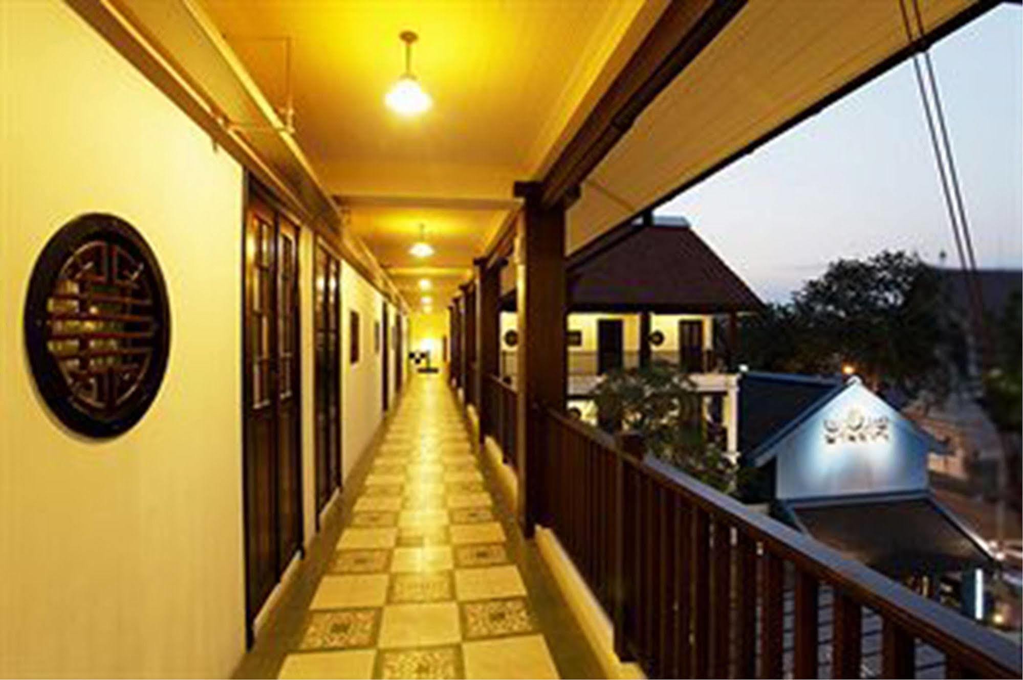 Baan Chart Hotel Bangkok