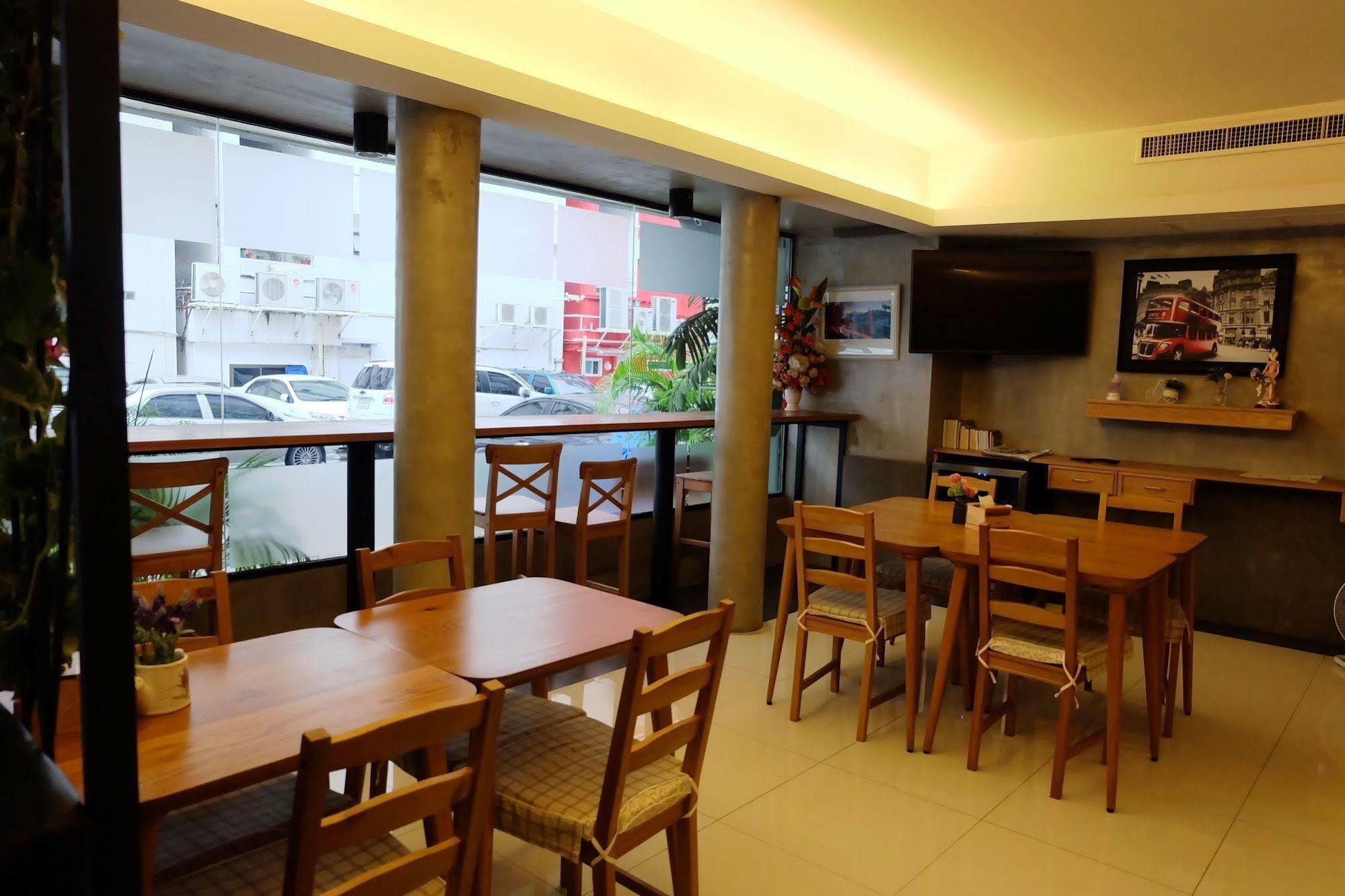 Cozy@9hotel&kitchen