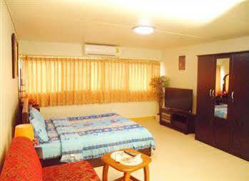 Impact Muang Thong Thani Service Apartment Bangkok