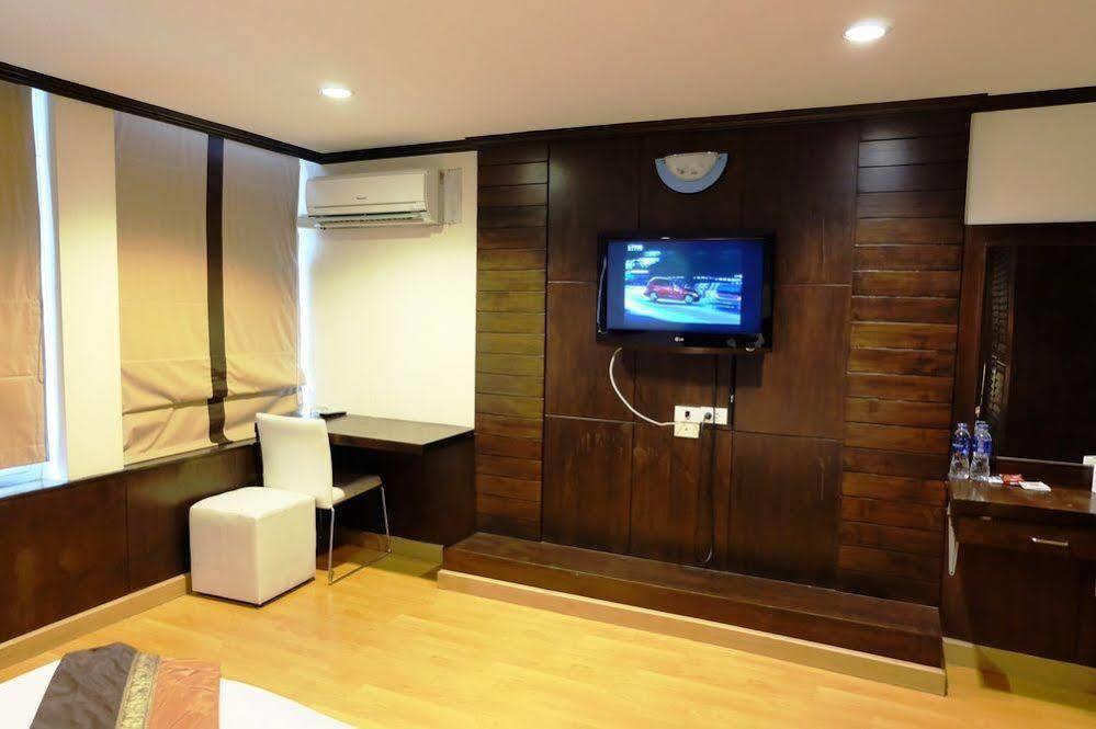 Hotel Everest Boutique 3*