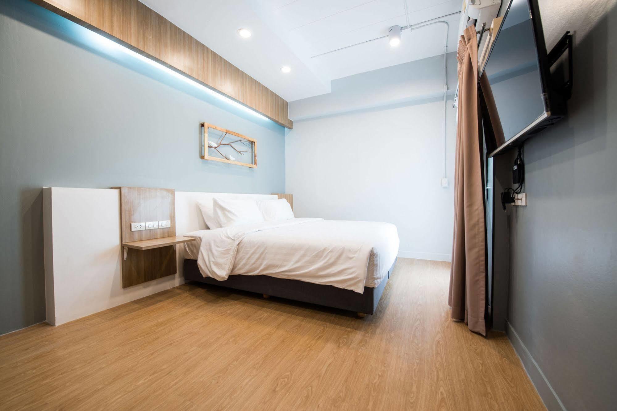 Shade House - Bitec Bangna 3*