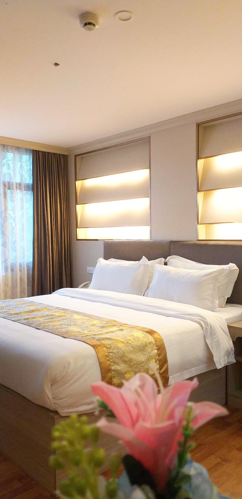 The Travellers Hotel Bangkok