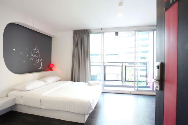 Cheqinn - Sukhumvit 4 Nana Plaza Albergue Banguecoque