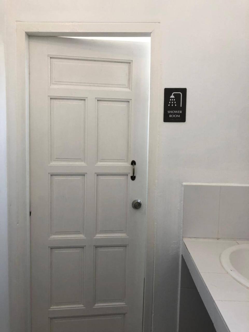Ploy Hostel