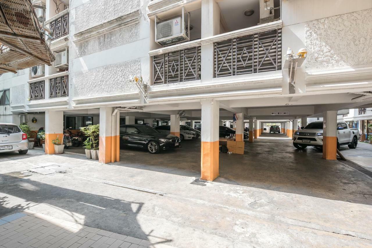 Oyo 110 Old Town 3*
