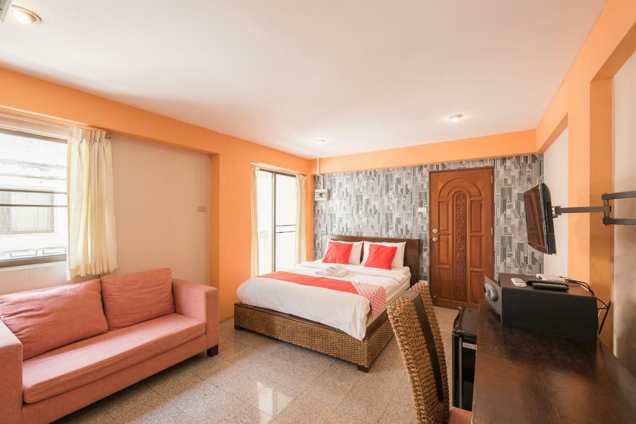 Oyo 110 Old Town Hotel Bangkok
