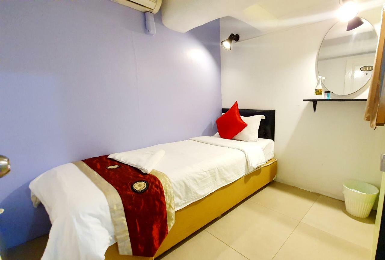 Guest house Happio Near Chabad House