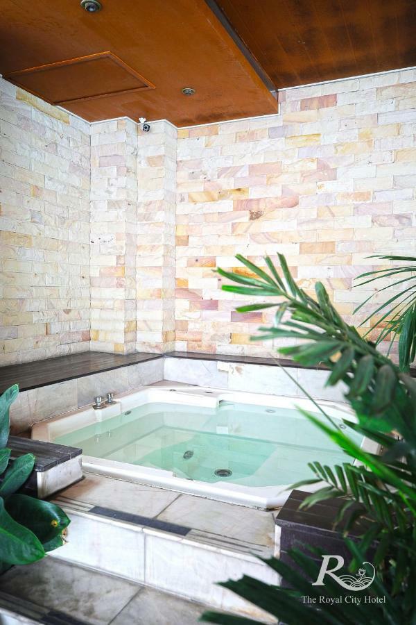 The Royal City Hotel 4*