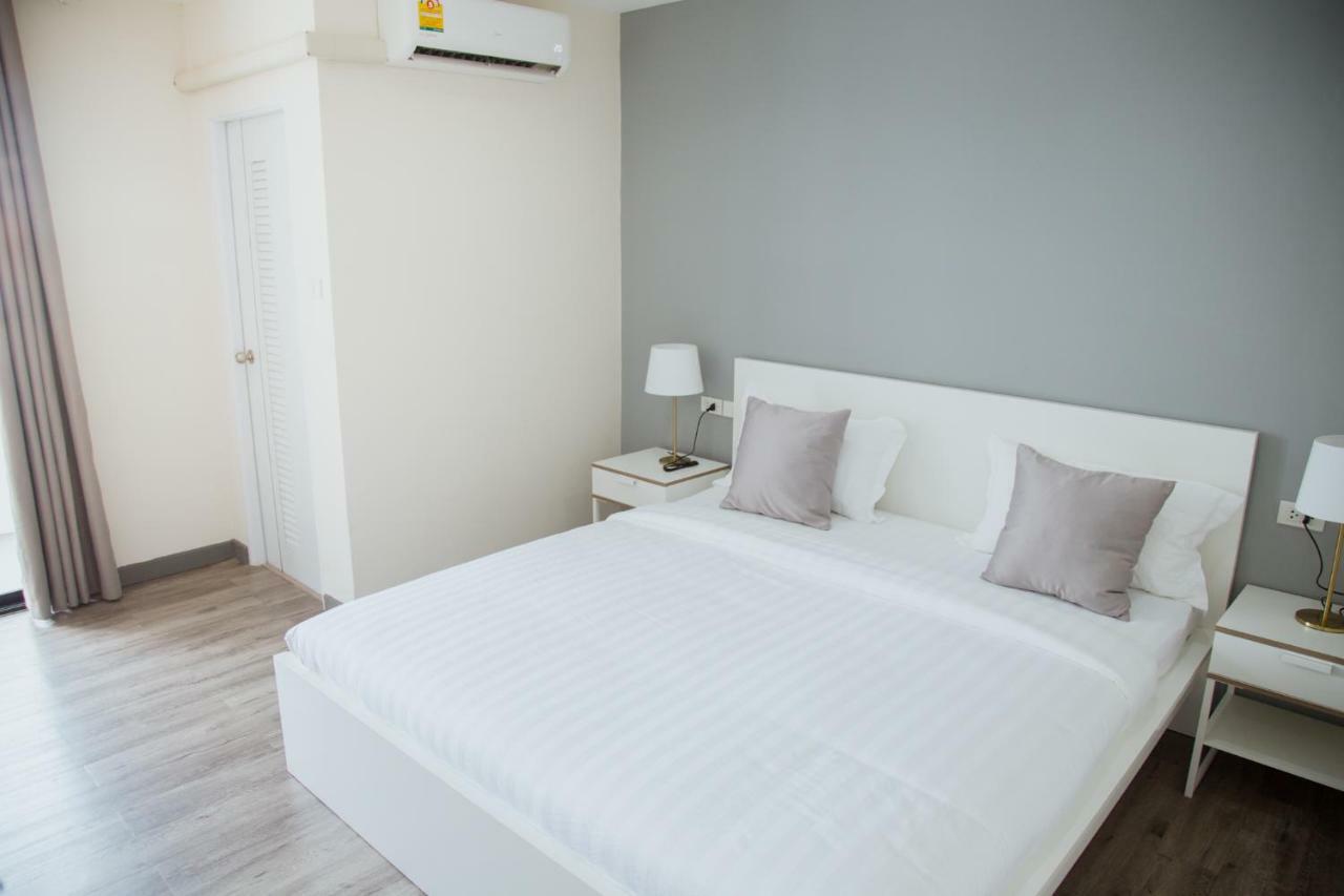 Moca Hotel 3*