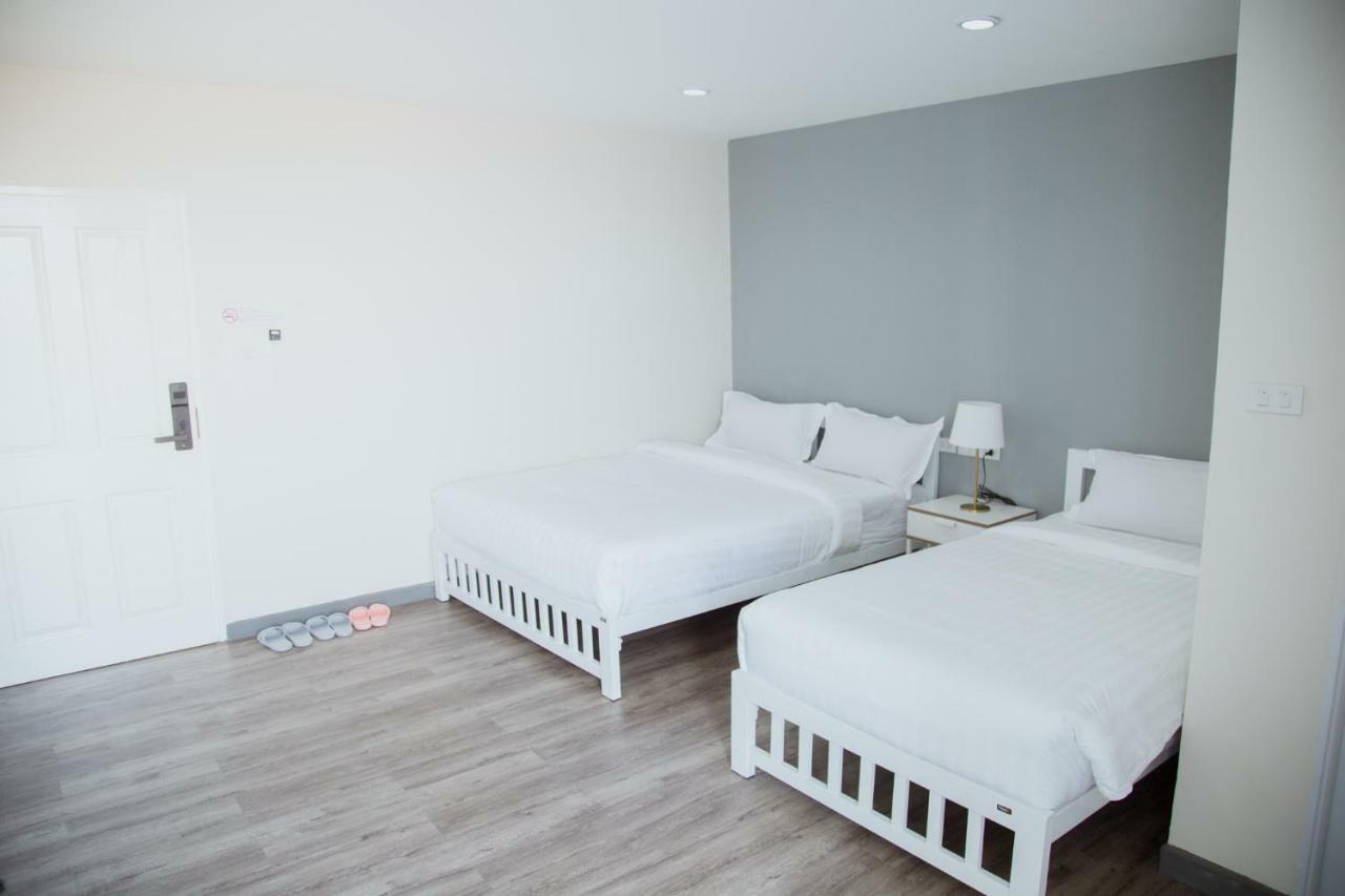 Moca Hotel