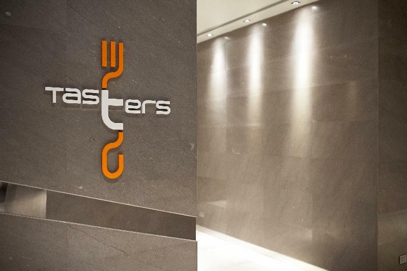 Hyatt Place Sukhumvit 1 Hotel 4*