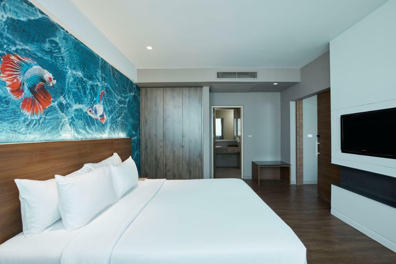 Centara Life Government Complex & Convention Centre Chaeng Watthana 4*