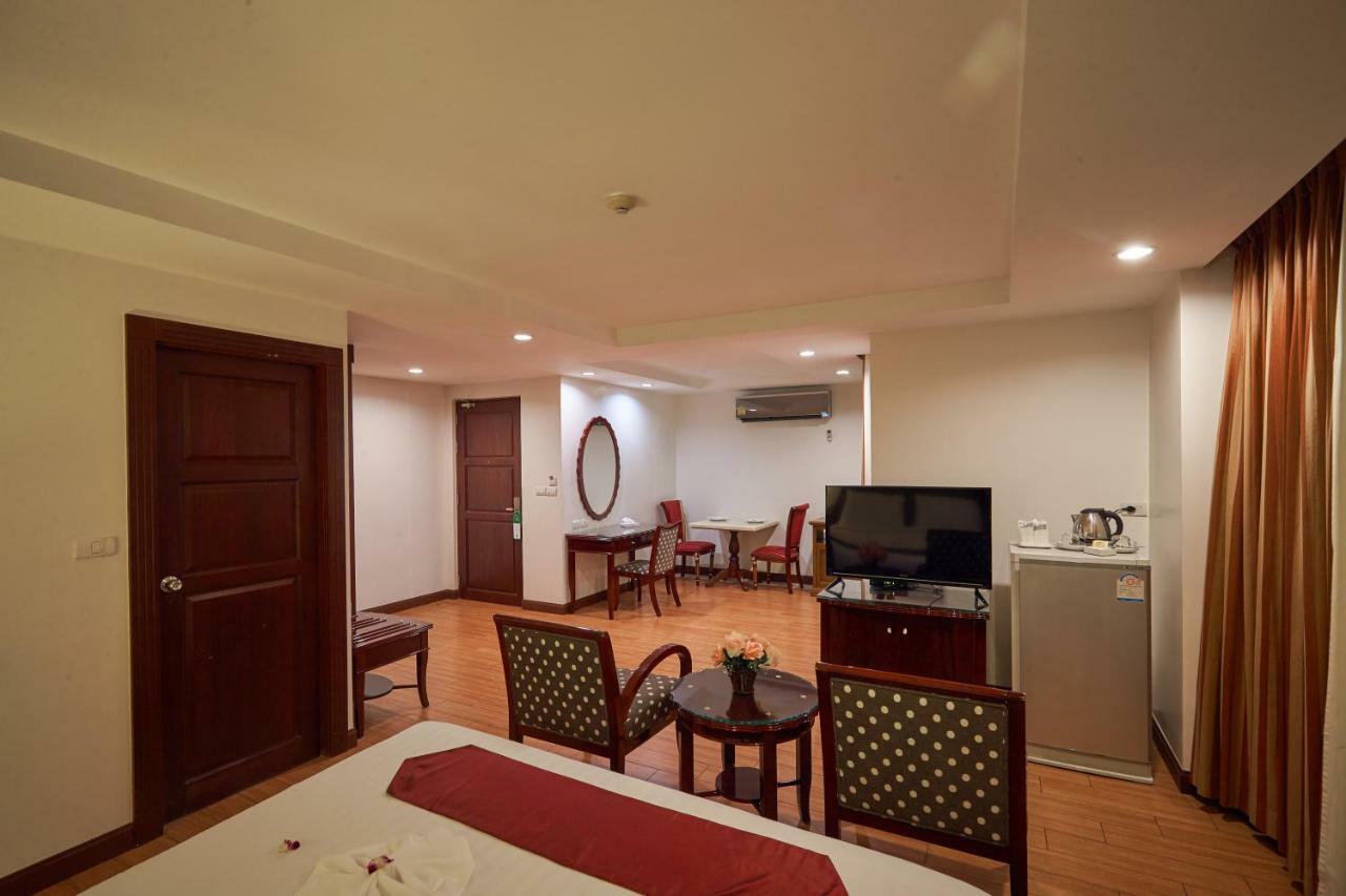 Nana Hiso Hotel 3*